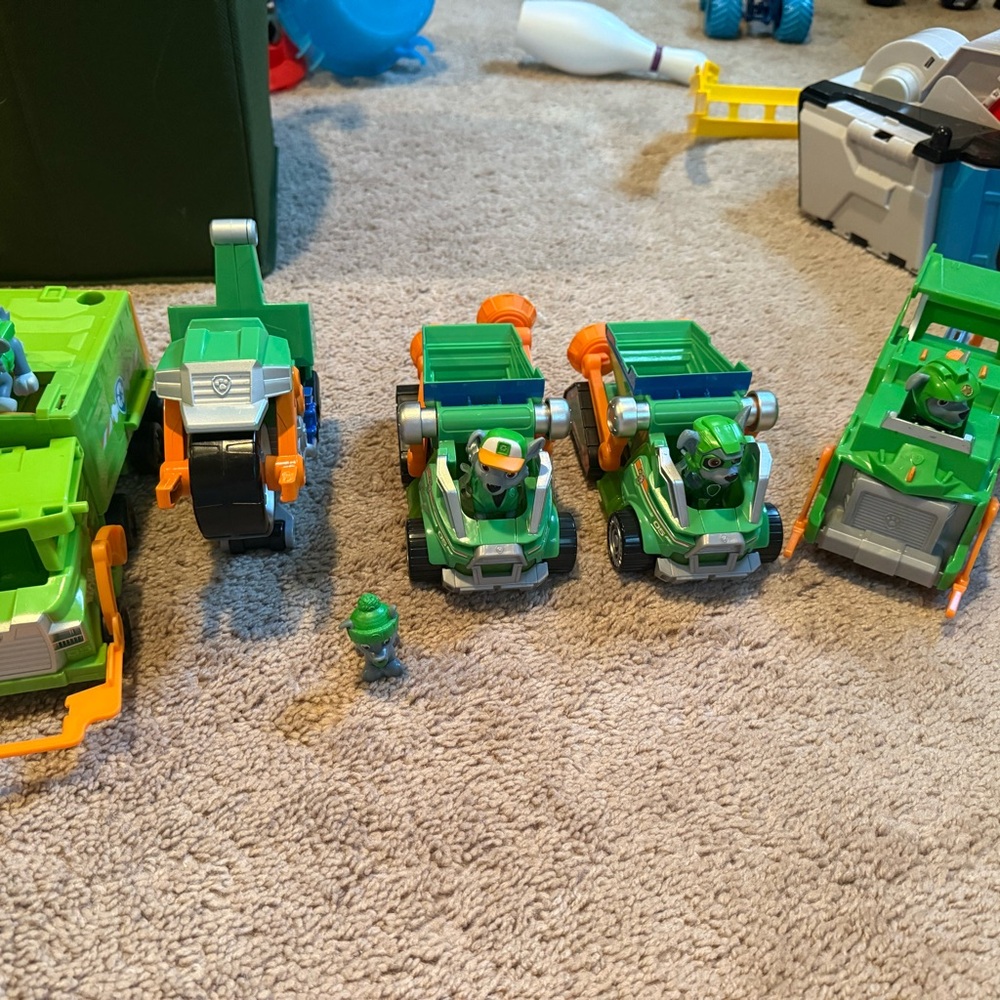 Rocky paw patrol  Recycling Truck Toy Set